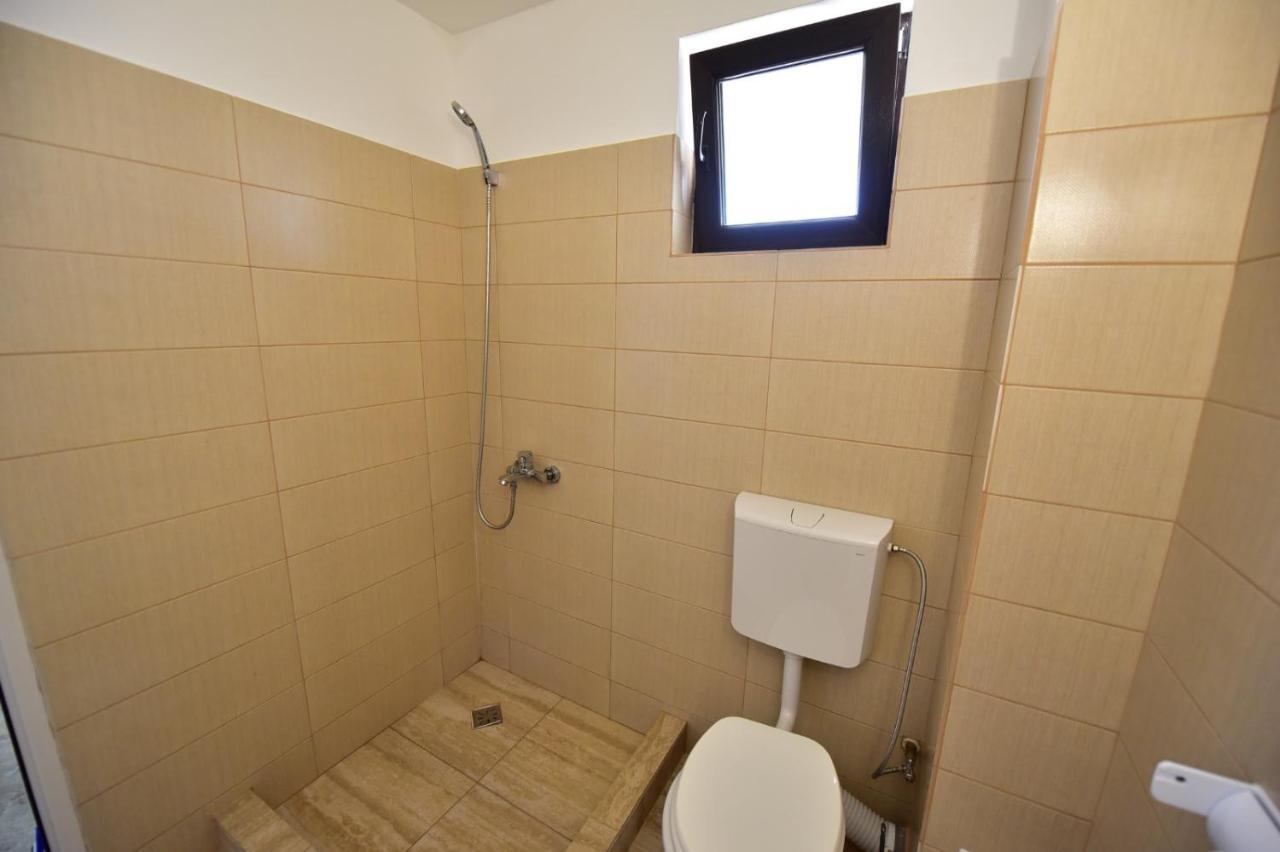 Cameră triplă